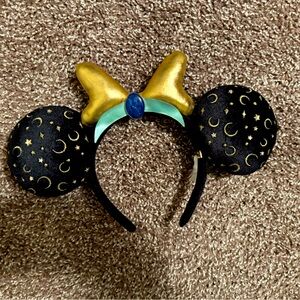BaubleBar Jasmine Mickey Ears